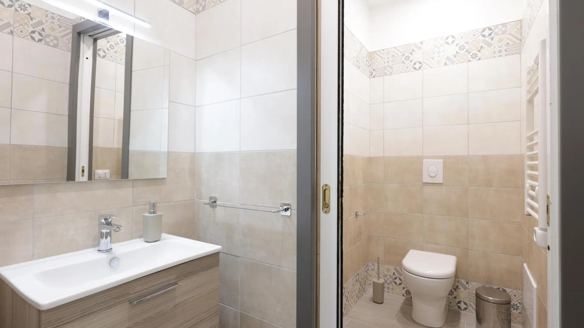 Urban Retreat 76 Apartment Naples Italy